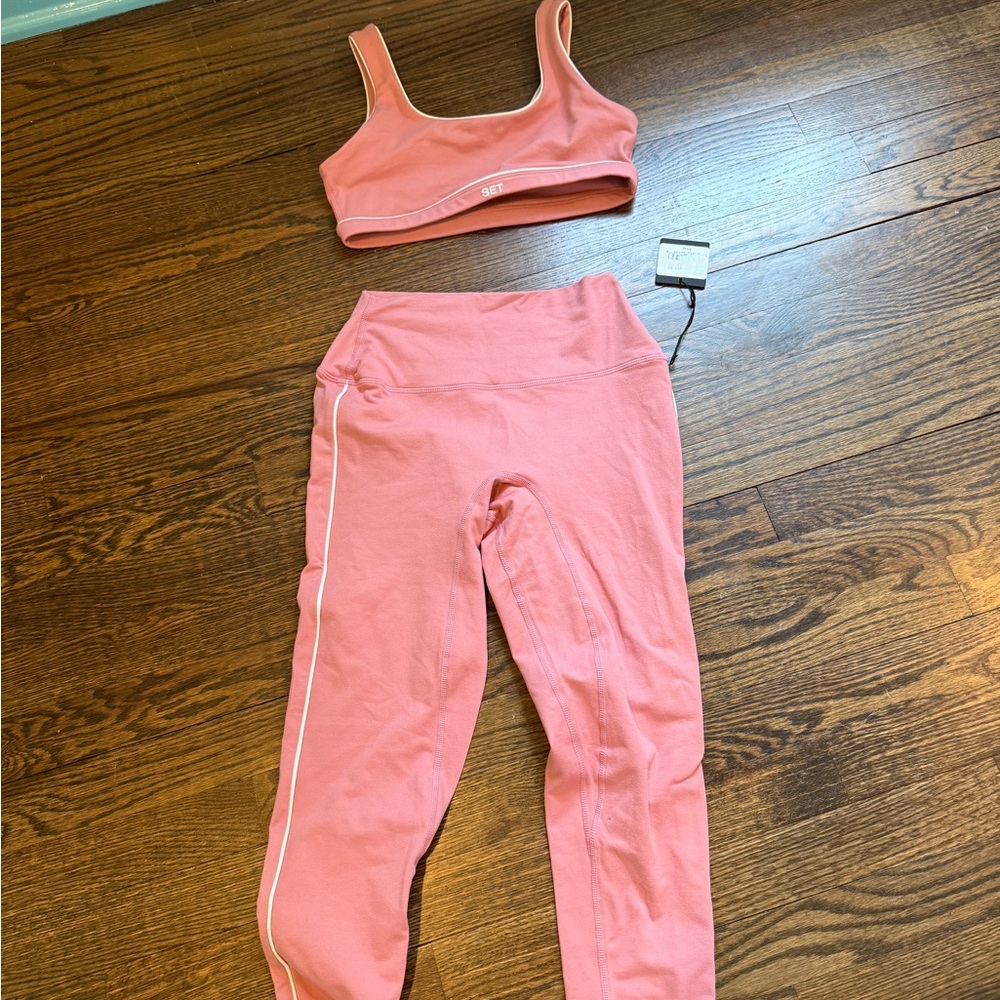 SET Active Pink Leggings and sports bra with White Trim brand new never worn